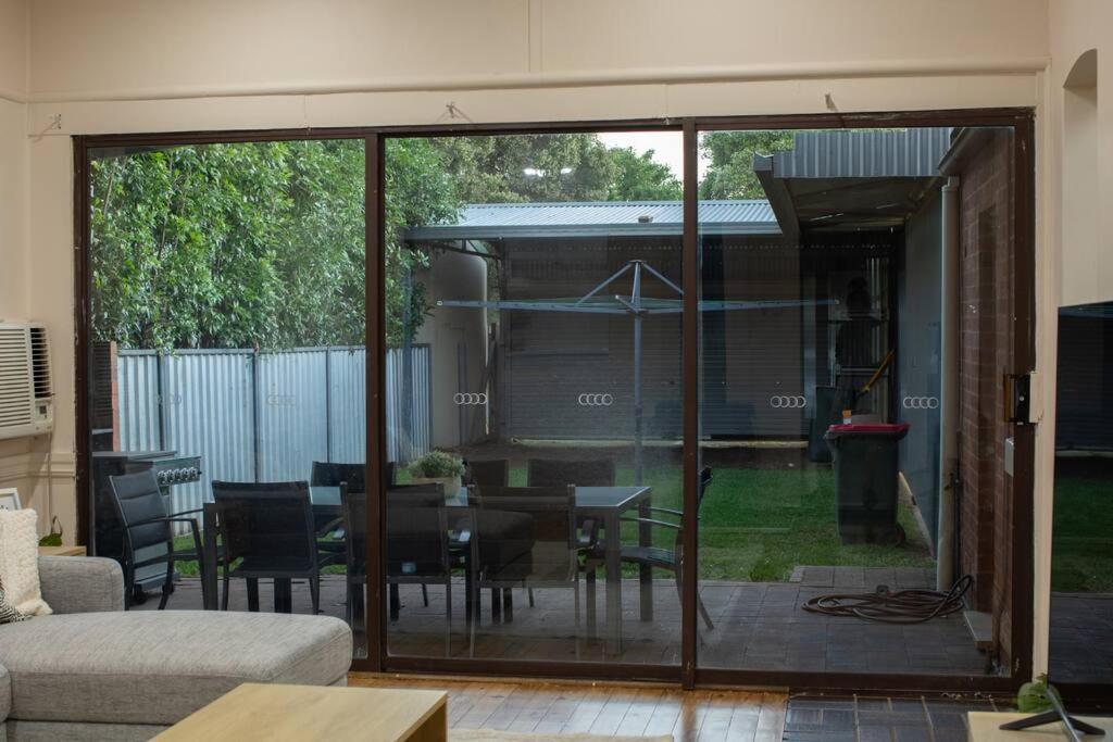 Central Delight Dubbo Eksteriør bilde